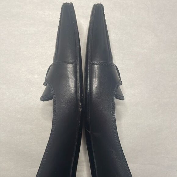 Salvatore Ferragamo Black Leather Low Heeled Pointed Toe Flats sz 8.5 2A Narrow - Picture 13 of 16